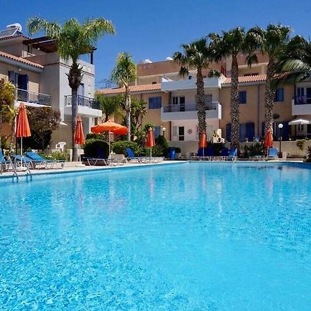 Villa Ilios In Kato Пафос Экстерьер фото